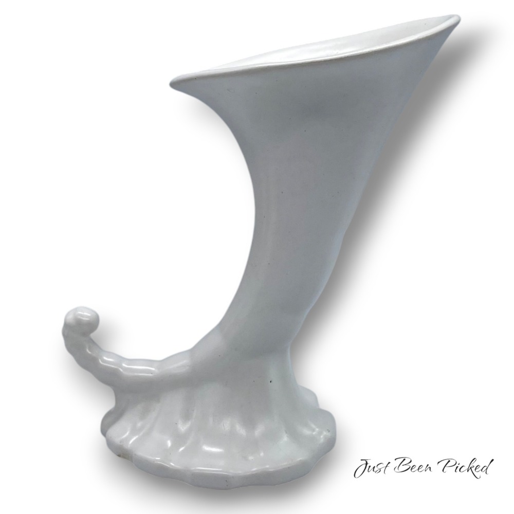 Roseville ‎ Cornucopia Vase #2